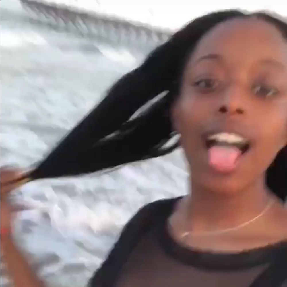 Meet your Posher, Kennedy